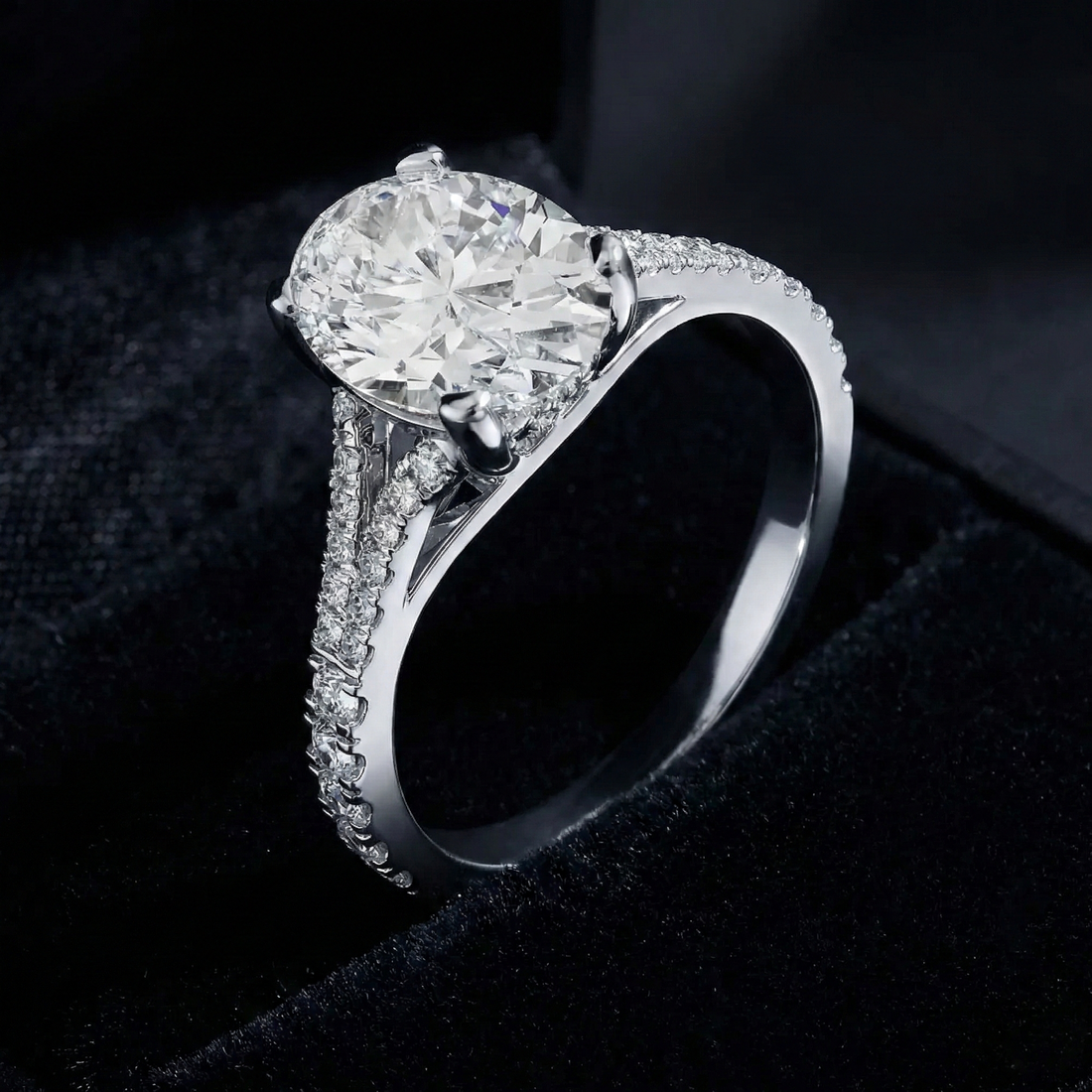 The Grace Oval Ring