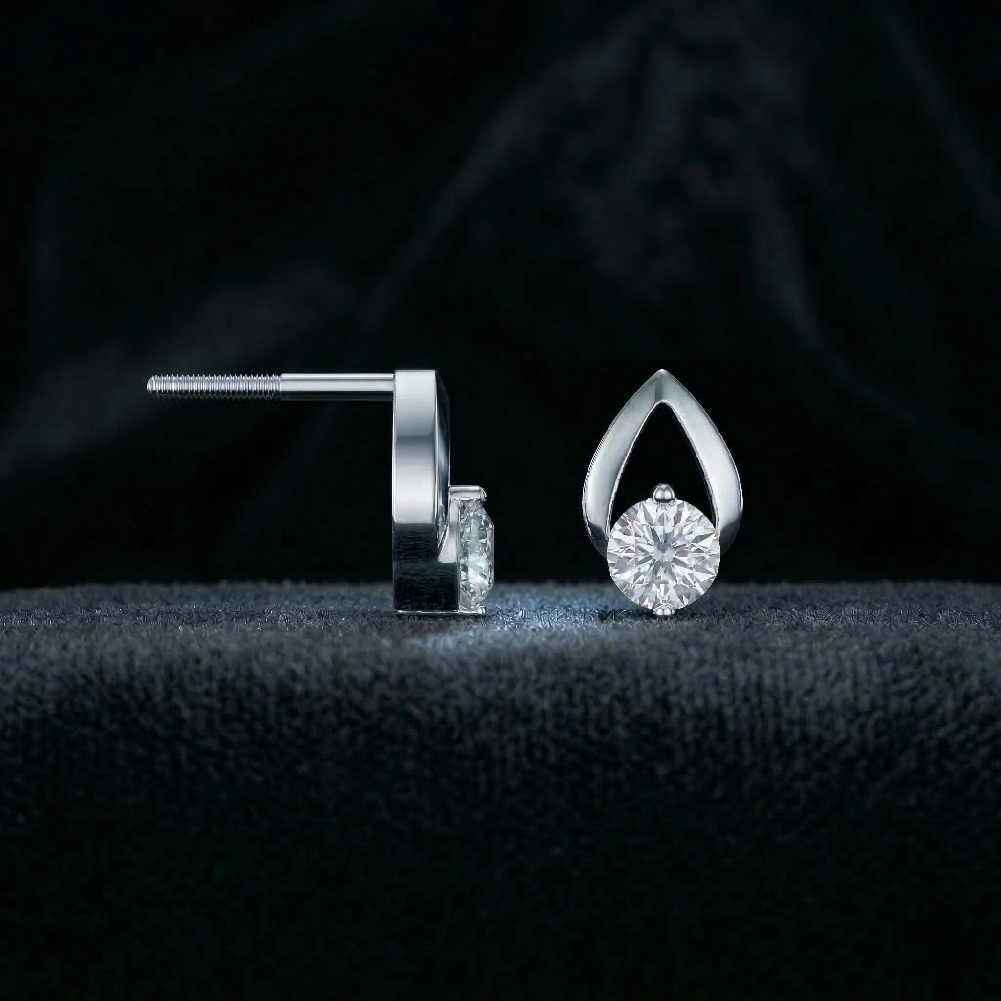The Dewdrop Solitaire Earrings