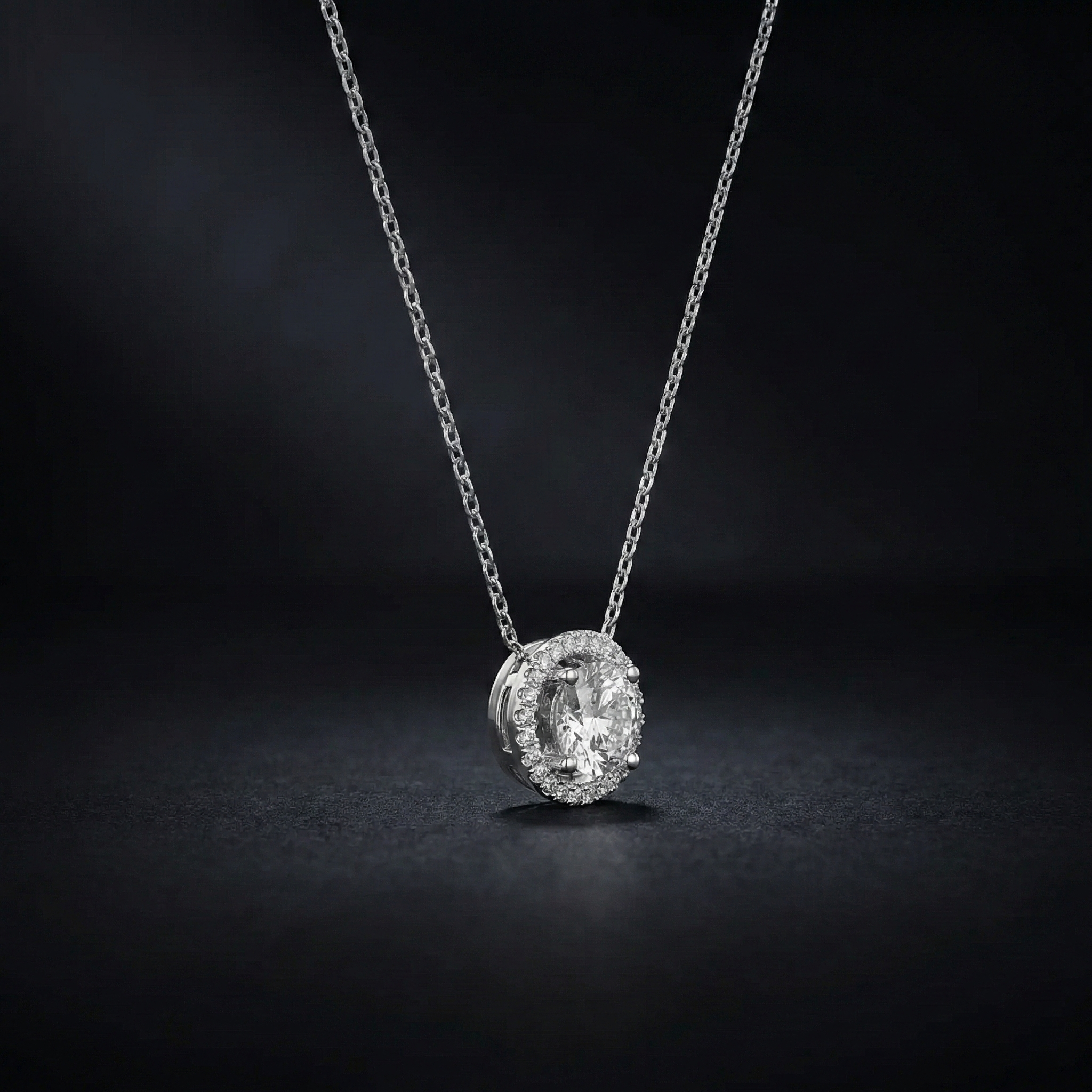 The Regal Circle Necklace